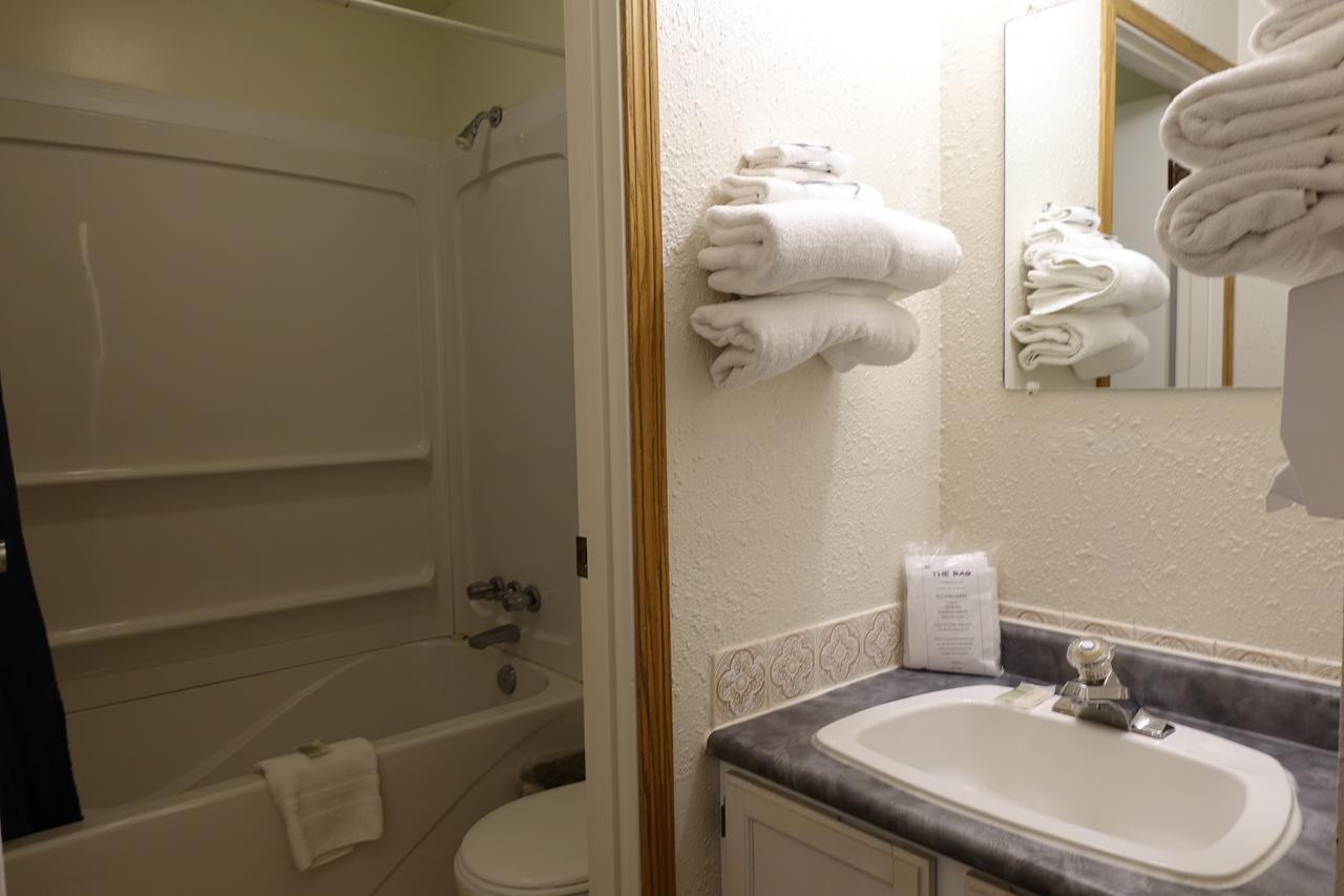 Armada Inn Motel Unity Kültér fotó